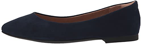 Amazon Essentials Women's Pointed-Toe Ballet Flat, Navy, 10 Wide