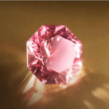 Cle De Peau, The Precious Lipstick, Shade 4