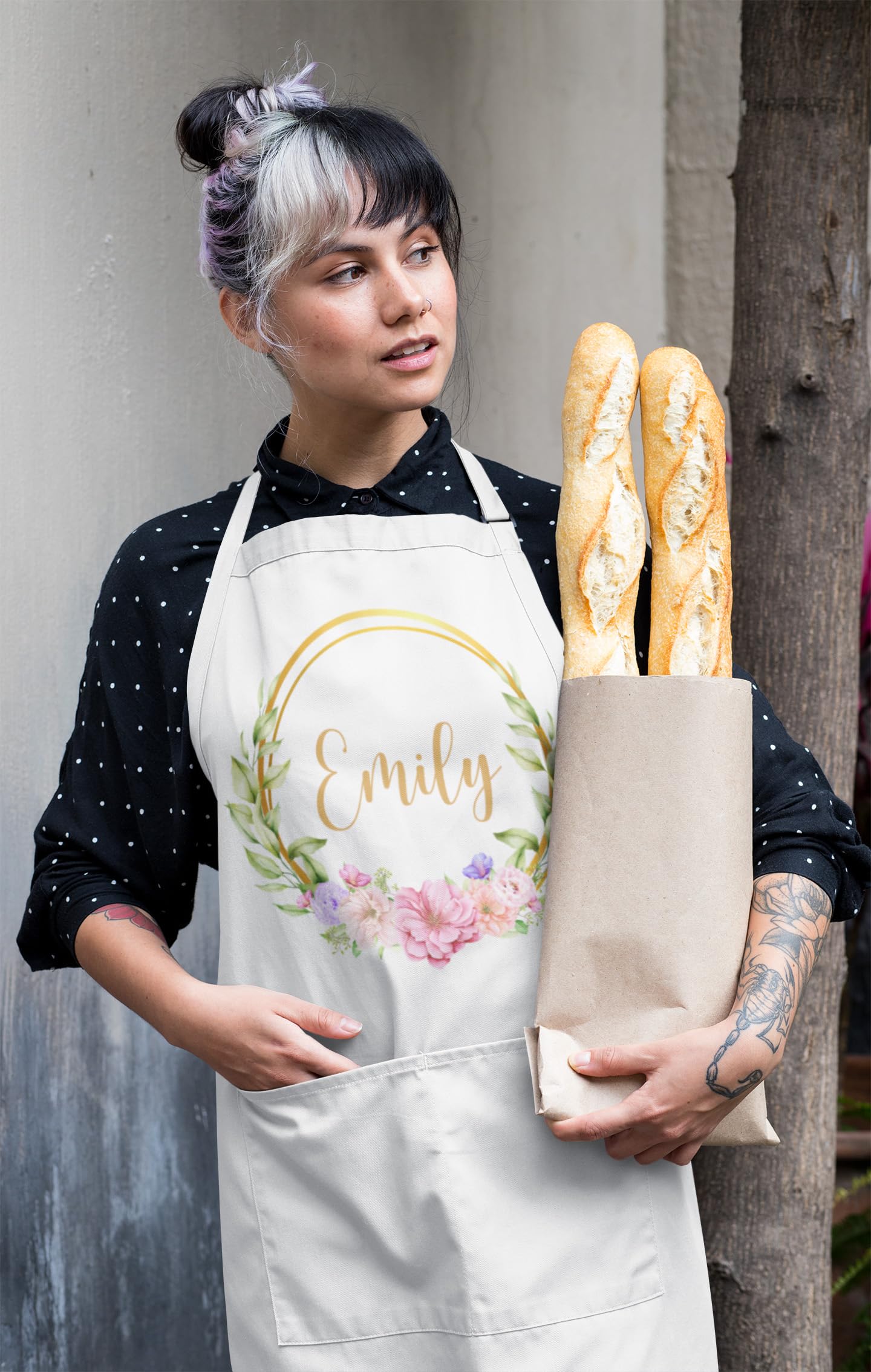 ROKO CLOTHING Personalized Apron Floral Initials Design Name Text with Pockets - Custom Name Kitchen Aprons Women, Gift for Baking, Cooking, BBQ, Gardening, Adjustable Neck & Waist