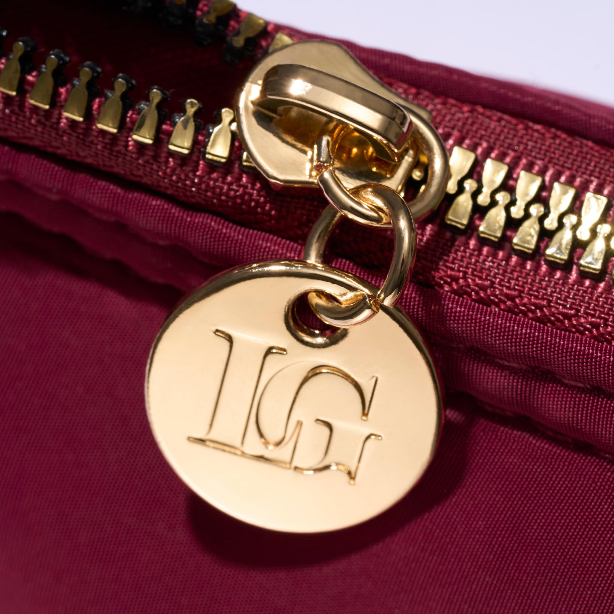 LAURA GELLER NEW YORK Quilted Makeup Bag - Toiletry Bag Organizer for Travel - Large Capacity Full Size Makeup Bag - Easy to Clean (Quilted with Brush Case)