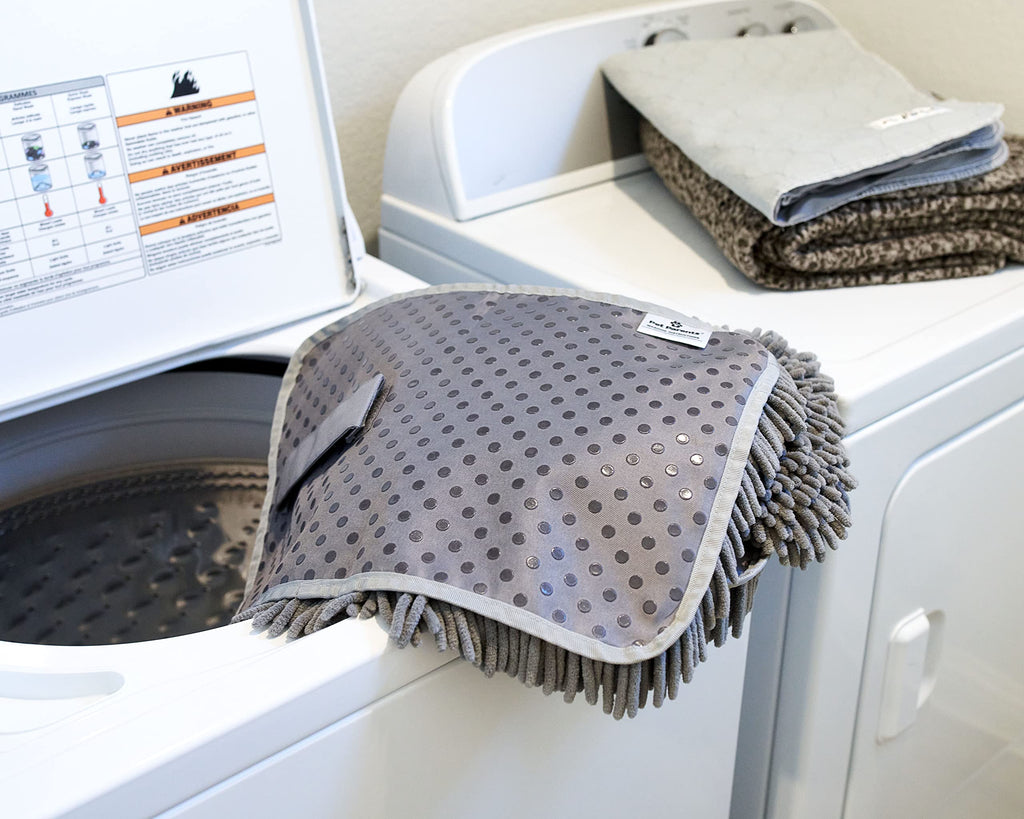 Pet Parents® Forager® Mats, Snuffle Mat for Dogs with SoftSnout & Non-Slip Backing Technology, Slow Feeder Dog Bowls & Snuffle Mat for Large Dogs and Small Dogs (Forest 12")