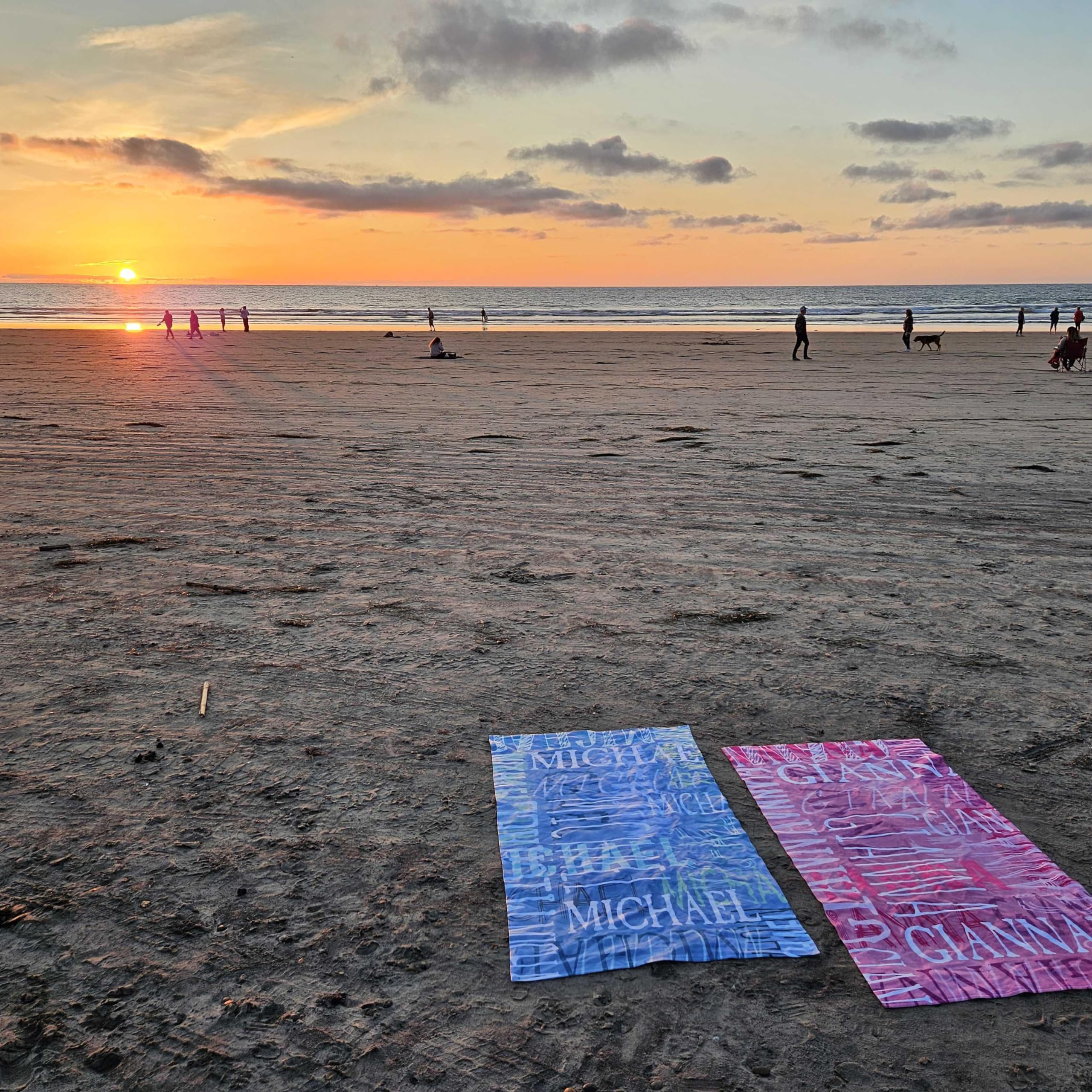 Let's Make Memories Personalized Beach Towel - Custom Cotton/Poly Blend Pool Towel - Hot Pink - Personalize with Your Name - Standard Size
