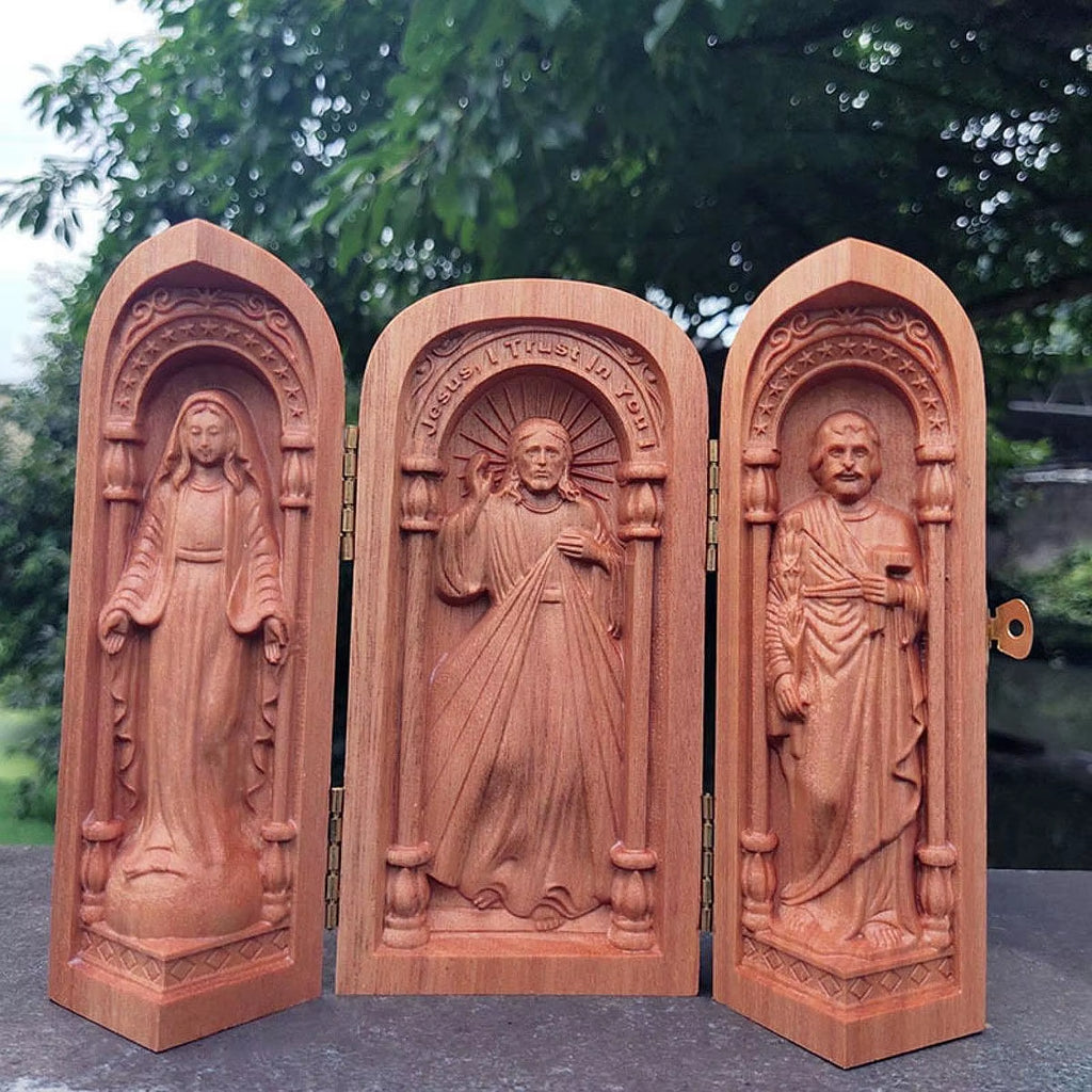 Wood Carving Ornaments Small Catholic Religious Decor Portable Holy Family Box for Bedroom Table Desktop Living Room Decoration